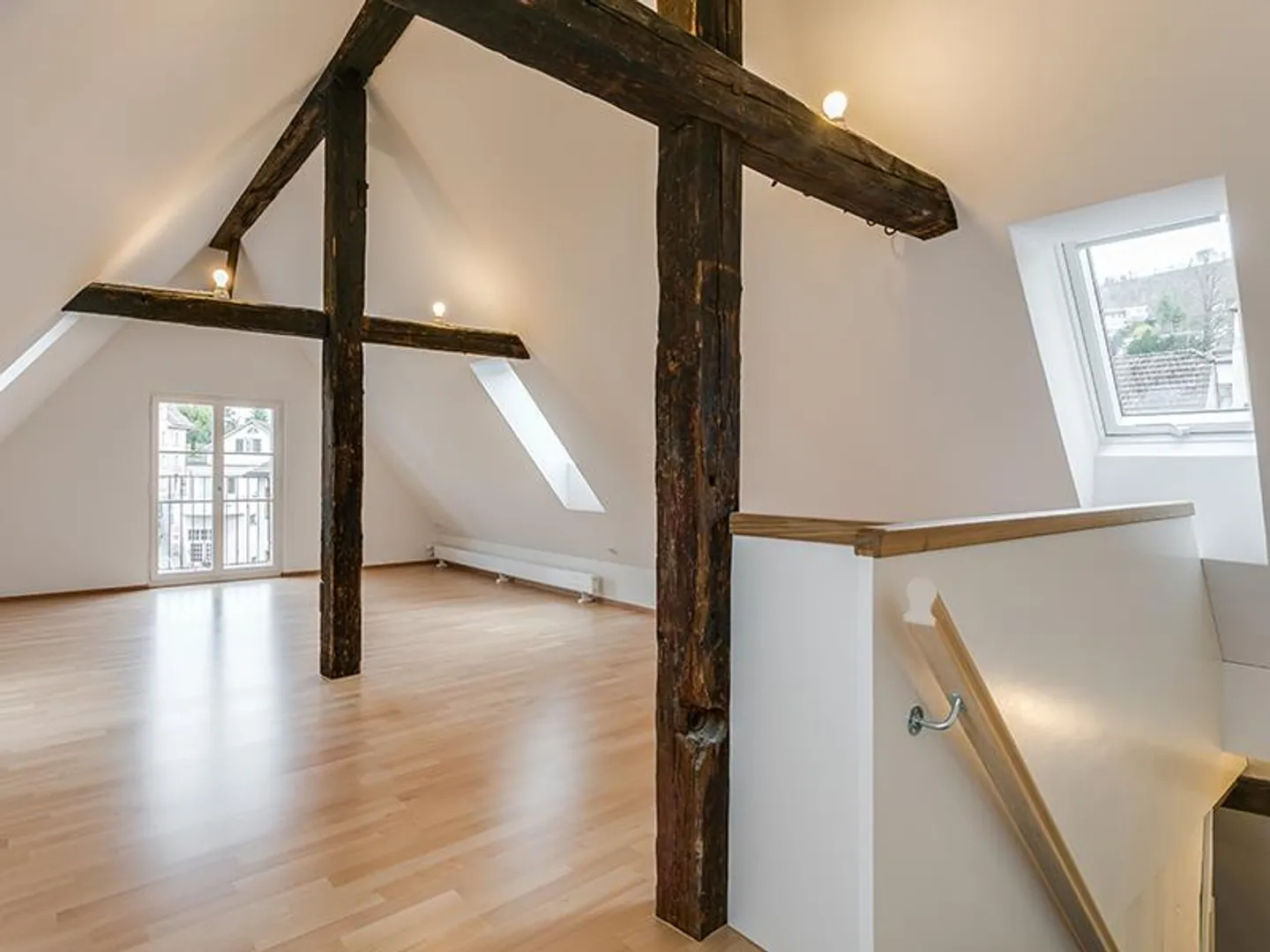 Appartamento Mansardato Storico in Posizione Centrale - Foto 6 di 8