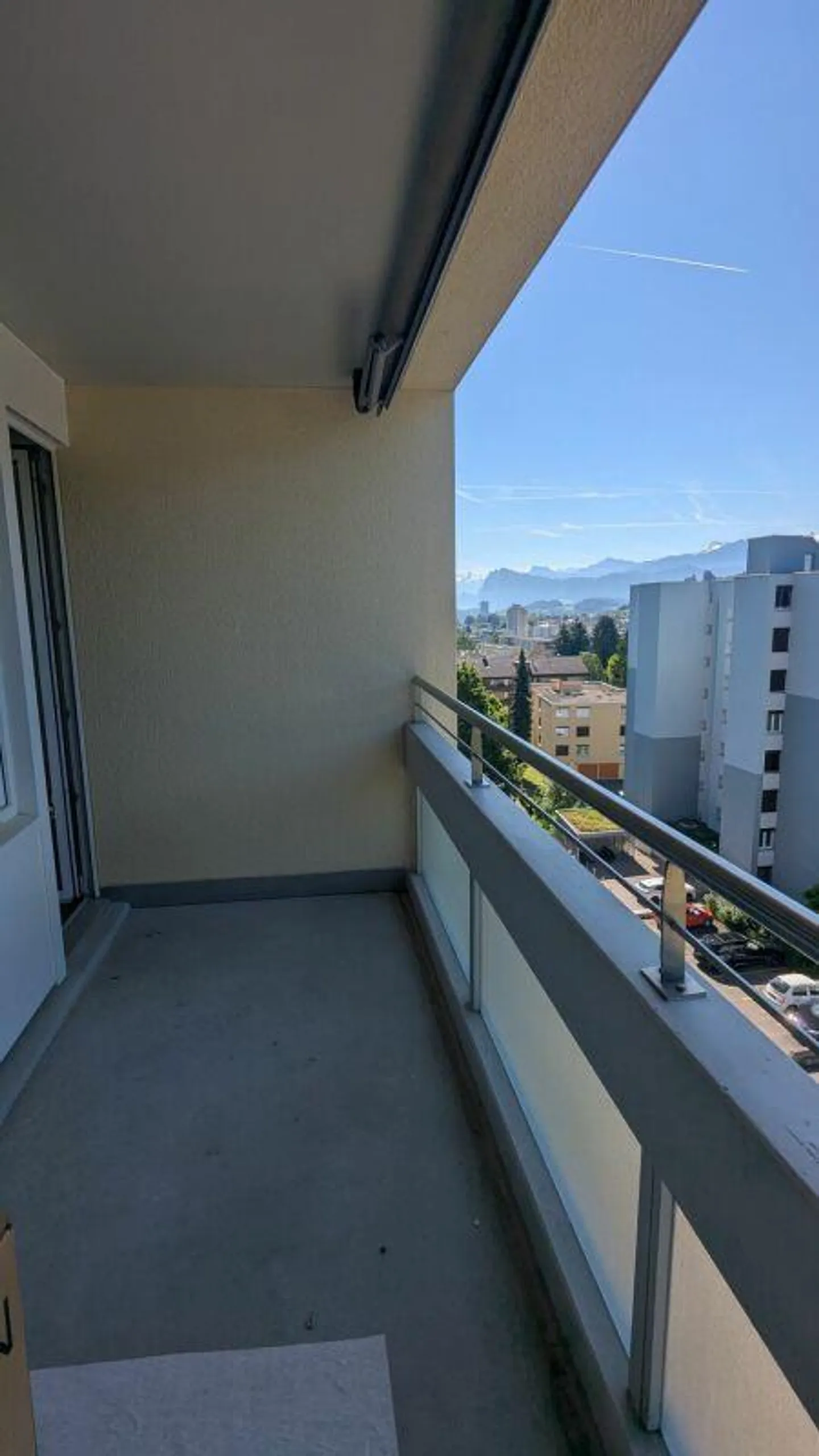 Grosszügige Wohnung mit Bergsicht - Foto 6 von 8