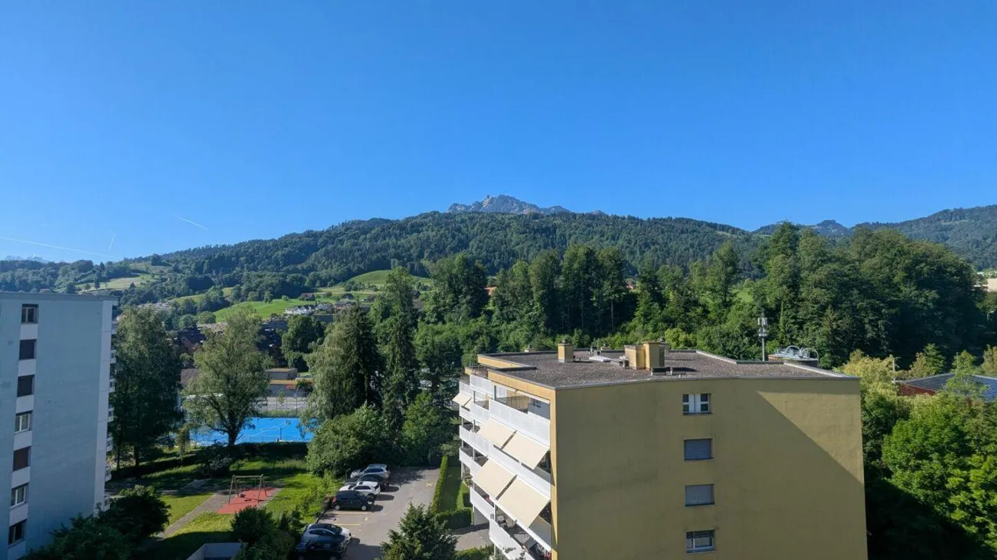 Grosszügige Wohnung mit Bergsicht - Foto 7 von 8