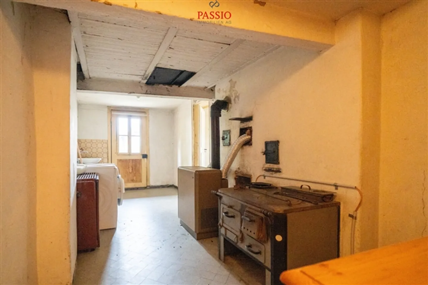 «Historische Liegenschaft mit Ausbaupotential für mind. 4 Wohnungen!» - Foto 19 von 20