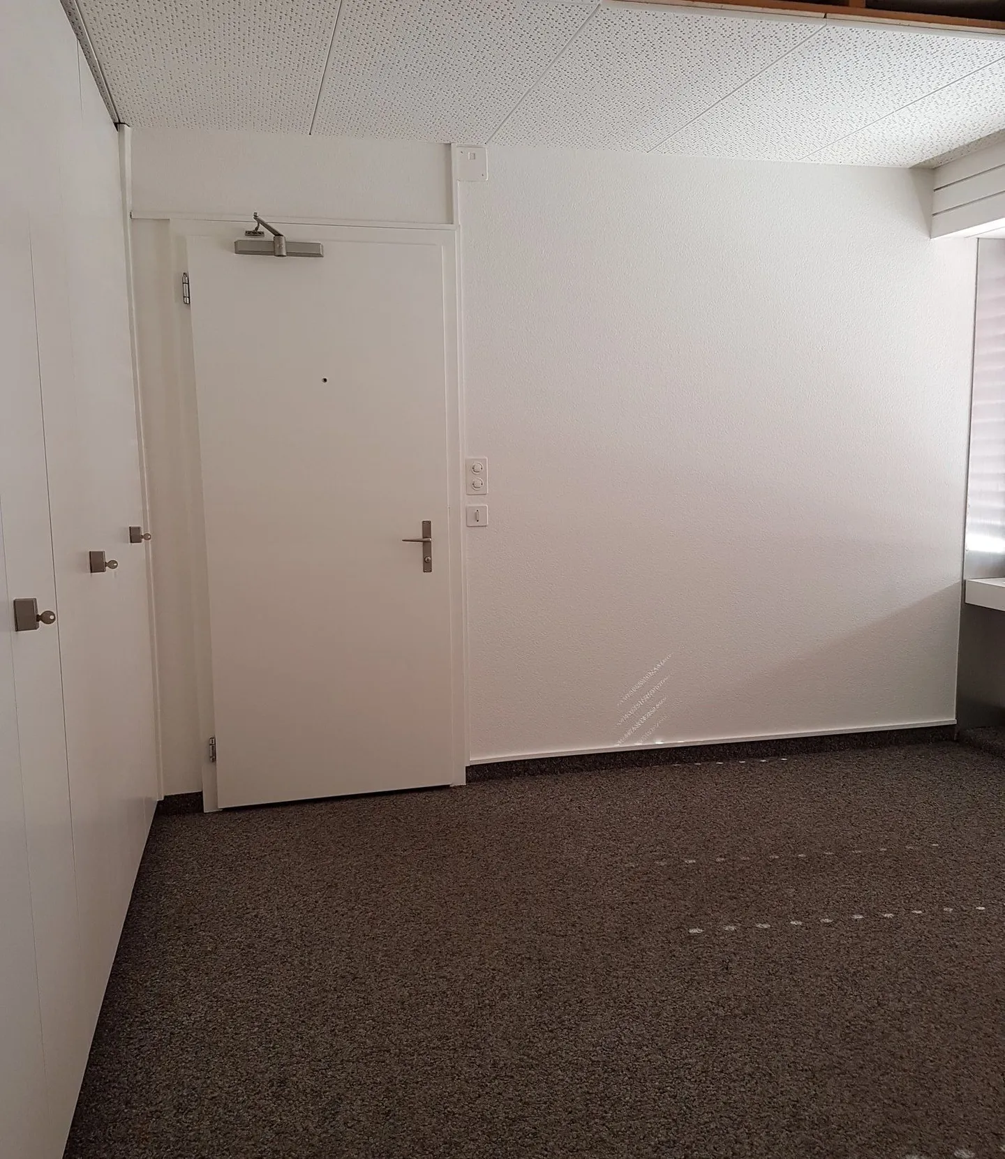 Attractive Office in the Center of Oensingen - Photo 2 of 3