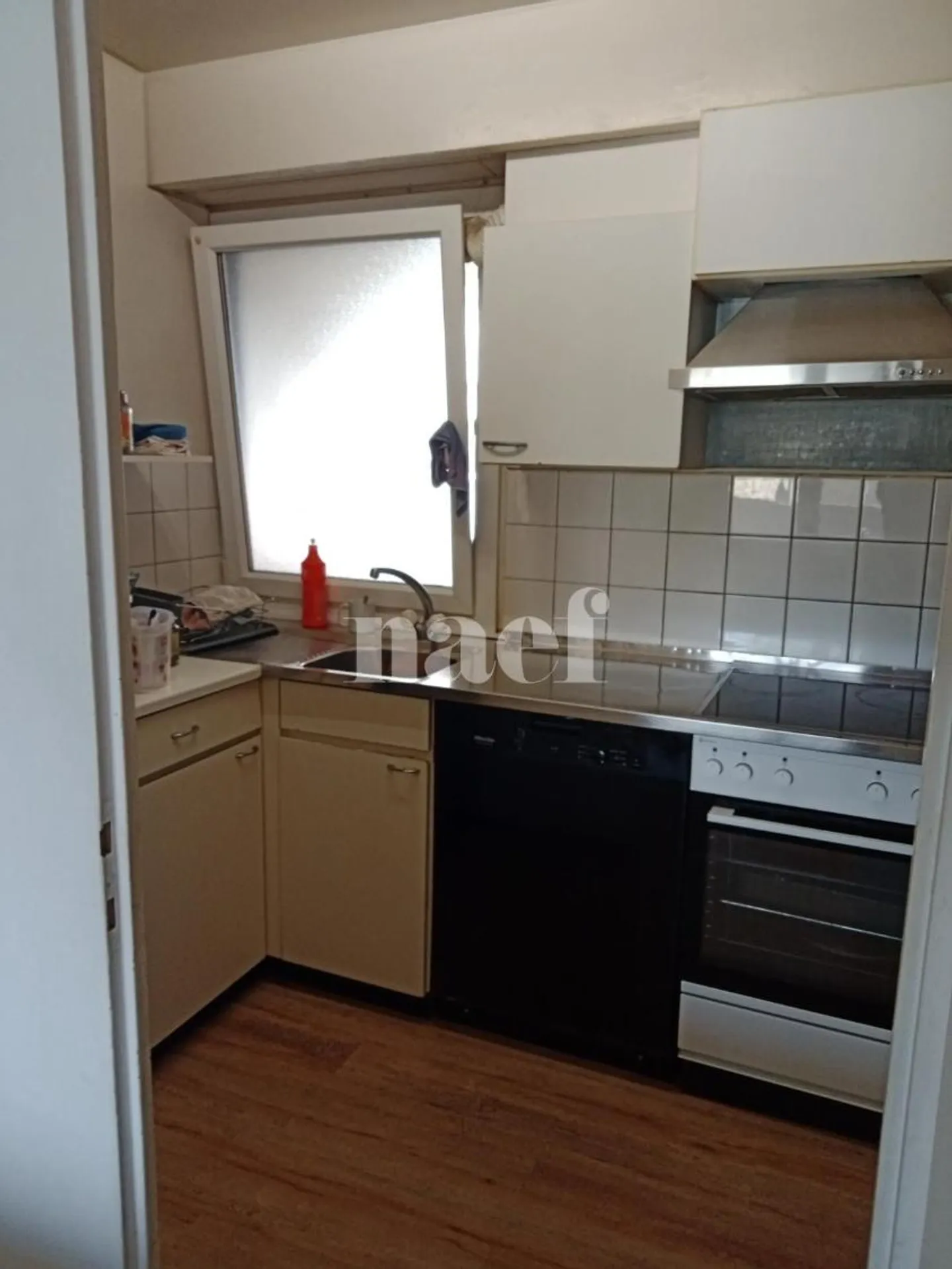Geräumige Wohnung mit Balkon - Foto 3 von 9