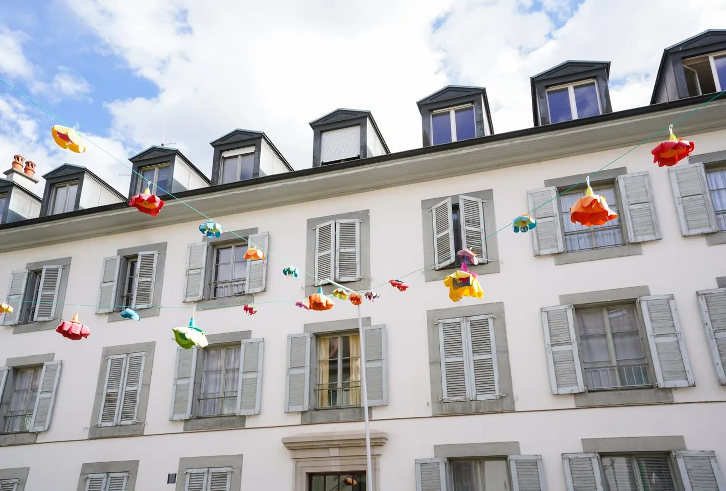 Appartement de 4 pièces au 3ème étage - Photo 3 sur 8