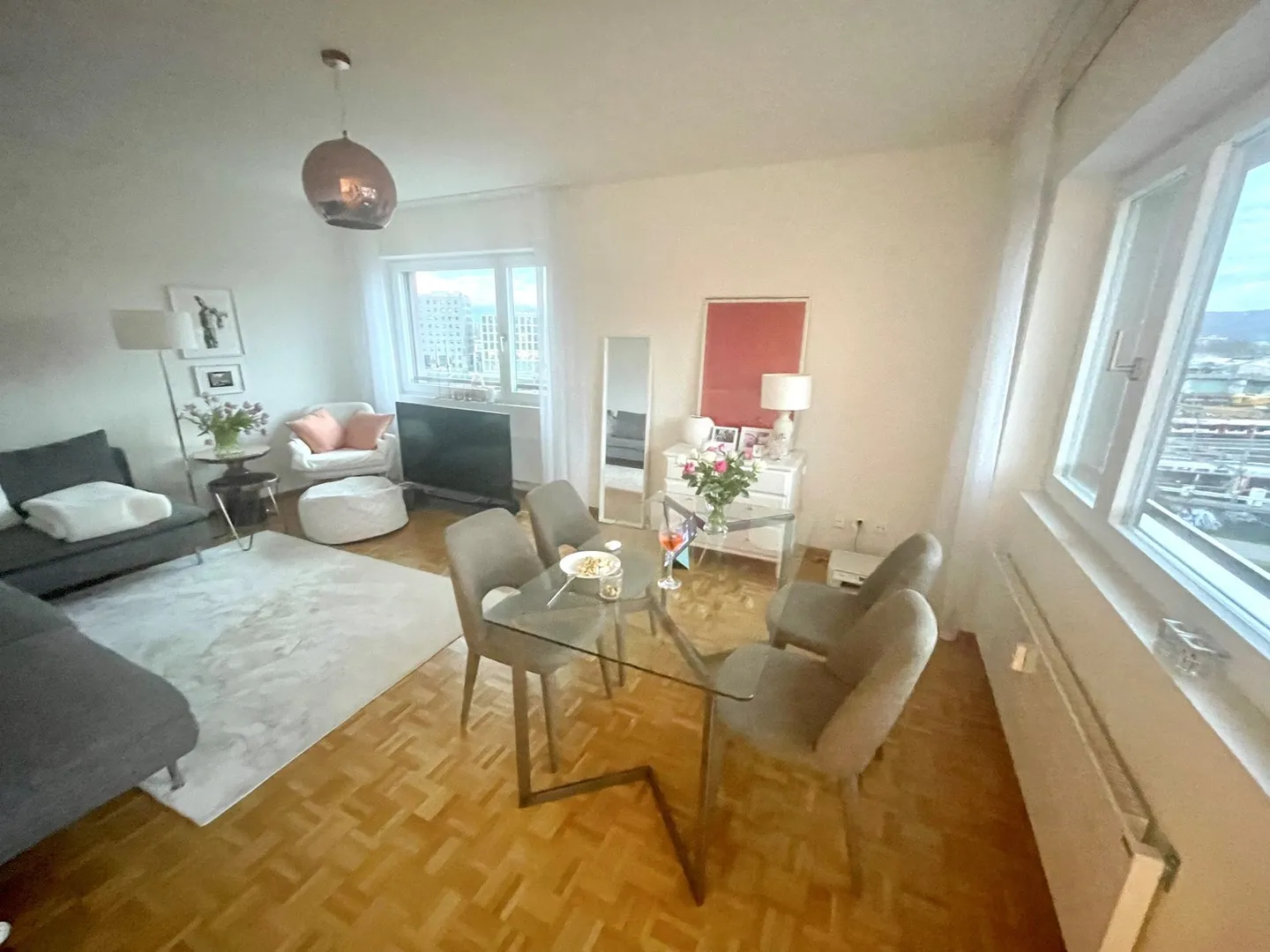 Bellissimo appartamento di 3,5 locali con vista e balcone - Foto 7 di 11