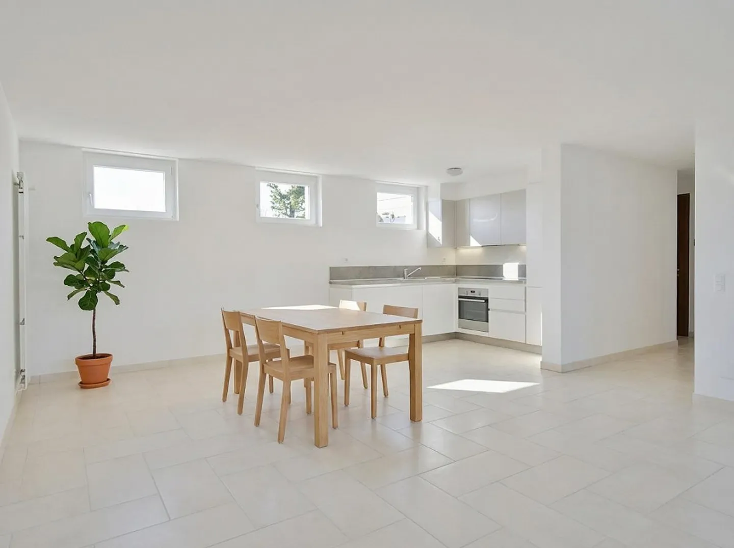 Canobbio Apartment 4.5 loc. Pigione CHF 1780 Expenses 250 - Photo 2 of 8