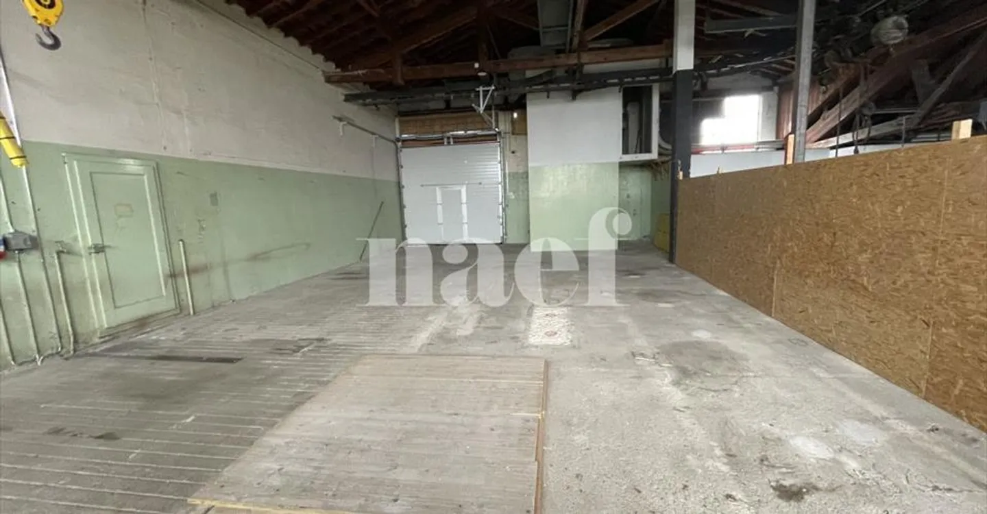 Mischgenutztes Gebäude mieten - Foto 3 von 5