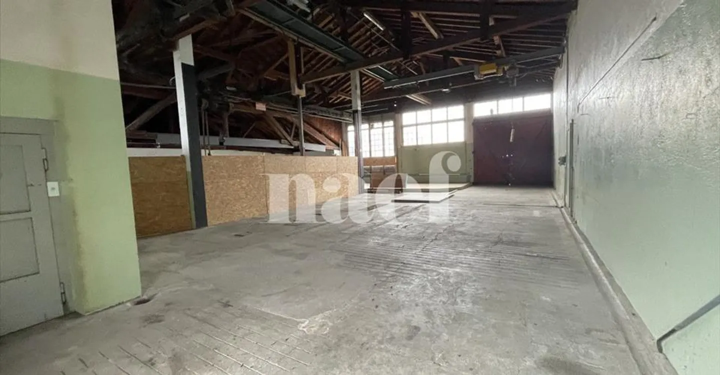 Mischgenutztes Gebäude mieten - Foto 1 von 5