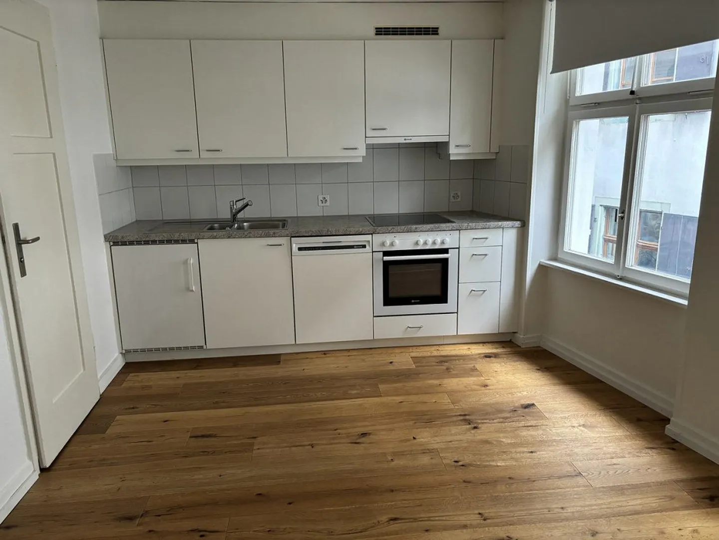 Investment Property in the Basel City Center - Photo 14 of 19