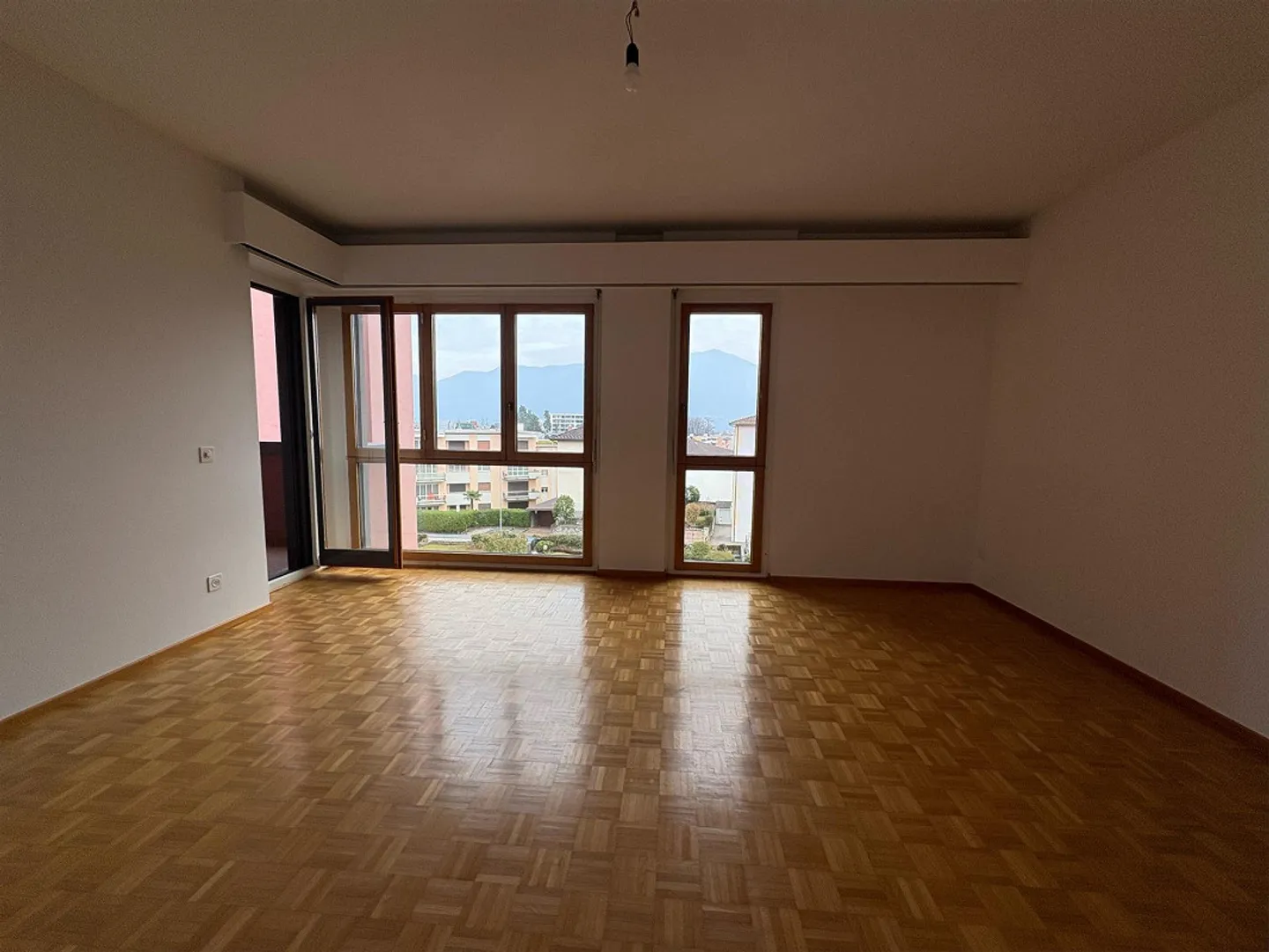 Ampio appartamento 3,5 locali - Foto 8 di 18