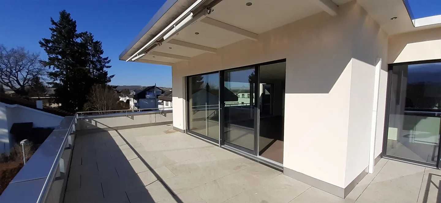 Luxury Attic Apartment - Photo 8 of 25