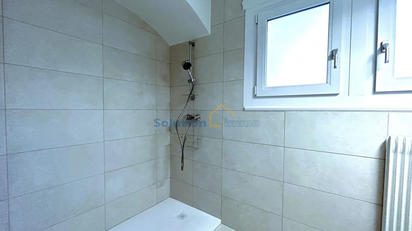 Apartment for rent - Photo 10 of 13