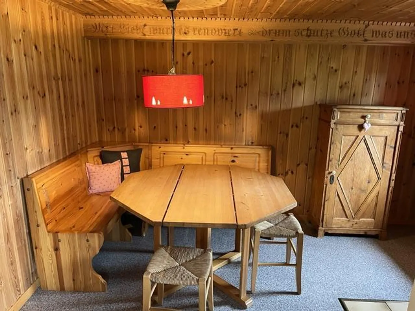 5.5-Room Mountain House - Photo 2 of 4