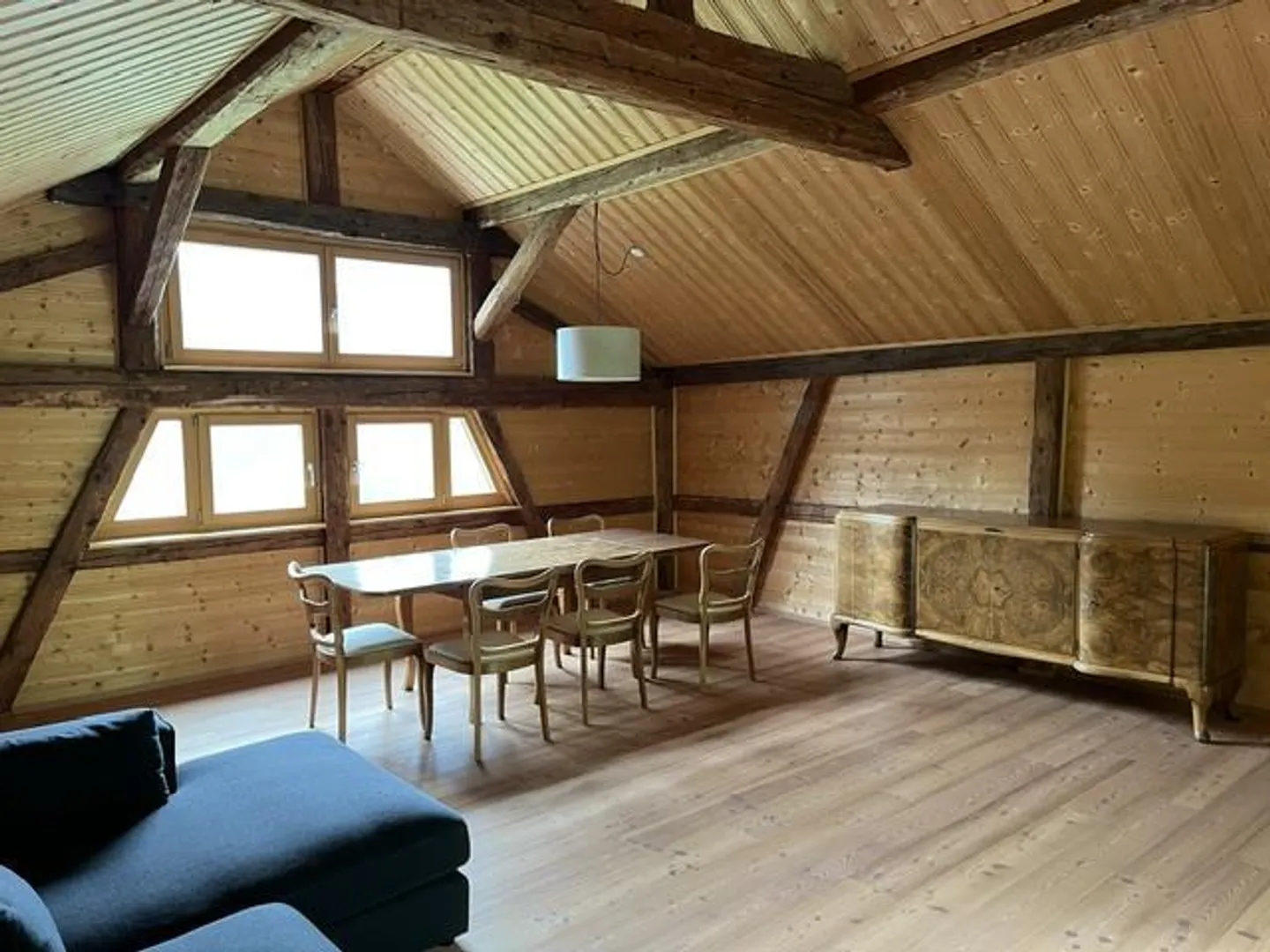5.5-Room Mountain House - Photo 3 of 4