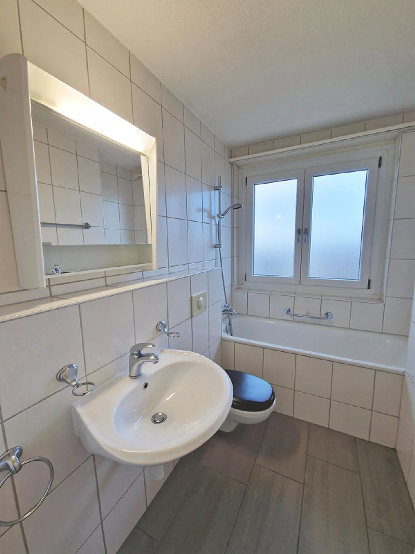 Appartement lumineux 4 pièces à Arbon - Photo 6 sur 9