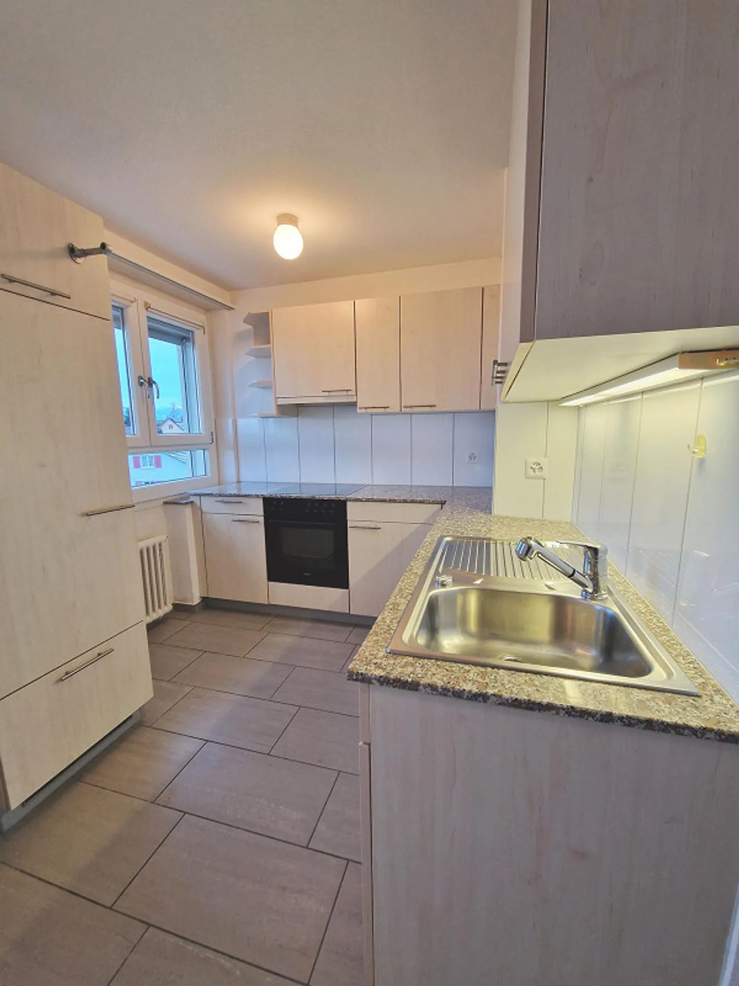Appartement lumineux 4 pièces à Arbon - Photo 7 sur 9