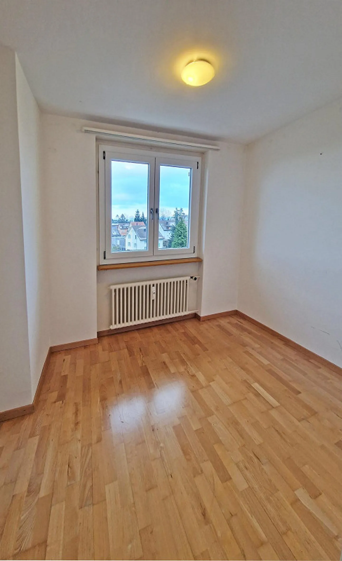 Appartement lumineux 4 pièces à Arbon - Photo 3 sur 9