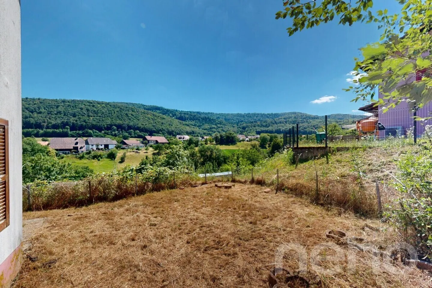 Casa unifamiliare con grande potenziale e ampio terreno a Bressaucourt - Foto 8 di 12