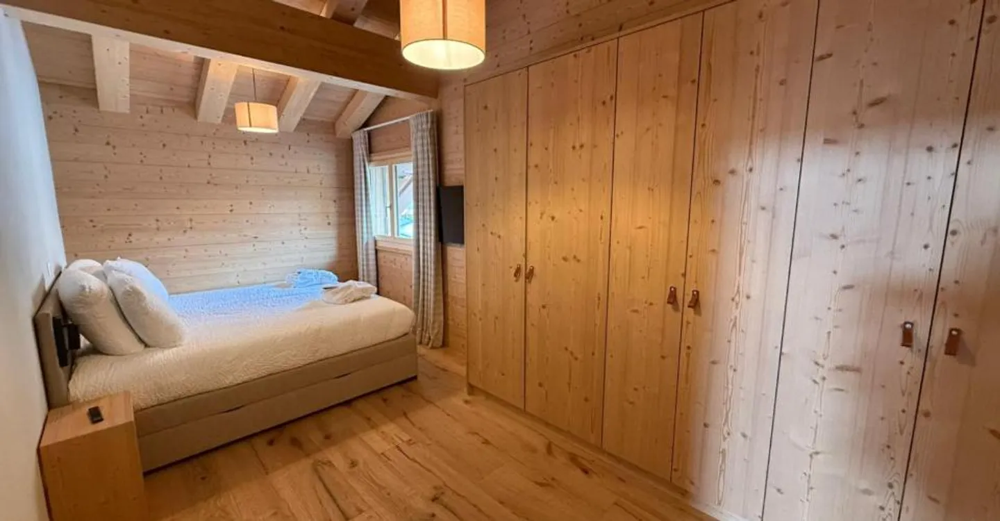 Penthouse with panoramic view in hotel residence - Photo 4 of 12
