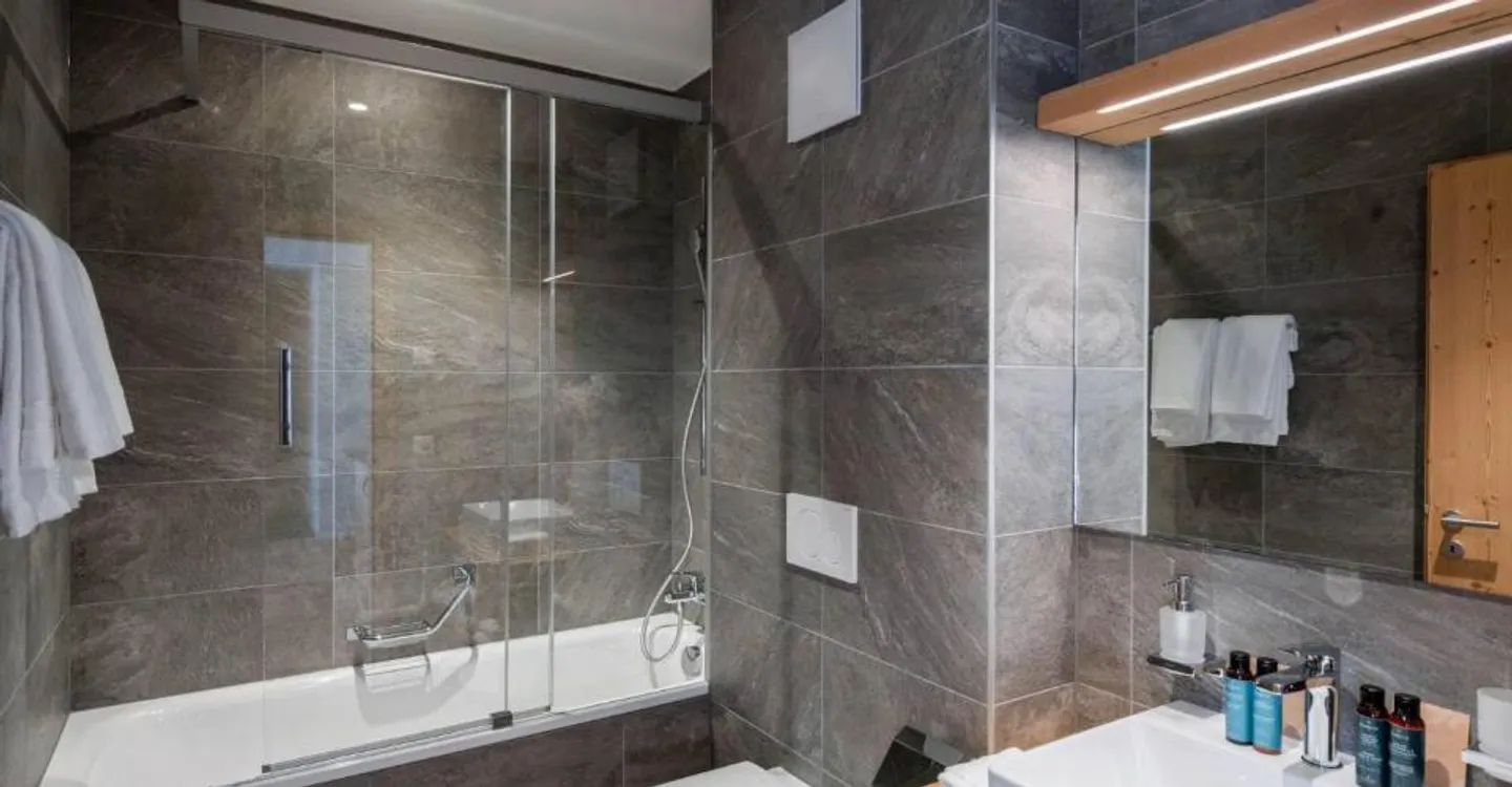 Penthouse with panoramic view in hotel residence - Photo 5 of 12