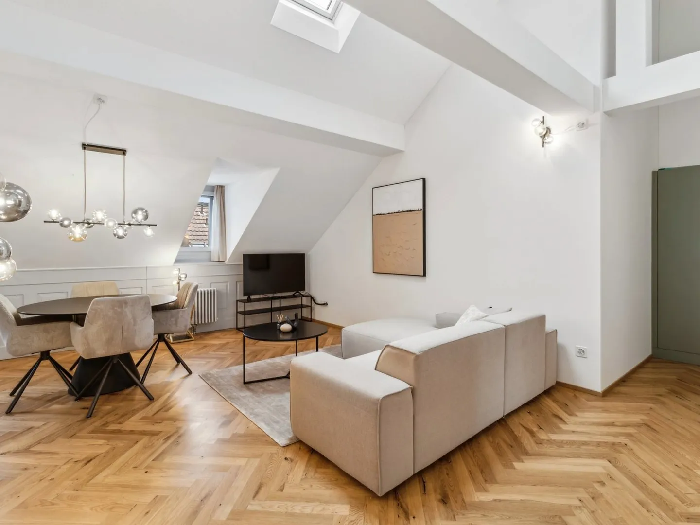 Stilvolles Apartment im Pariser Stil - Foto 5 von 11