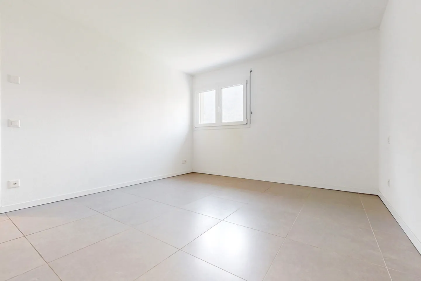 Spacious 3.5-room apartment in Cresciano - Photo 7 of 10