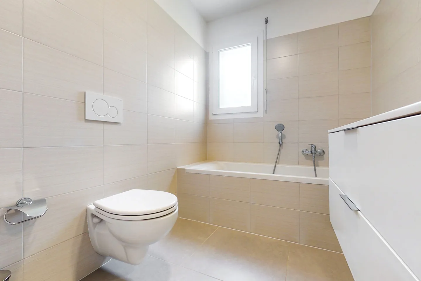 Spacious 3.5-room apartment in Cresciano - Photo 8 of 10