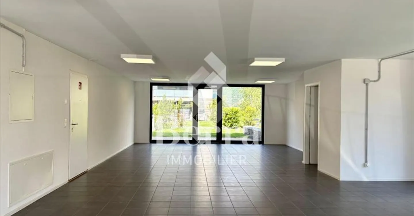 Espace Commercial à Martigny - Photo 4 sur 10
