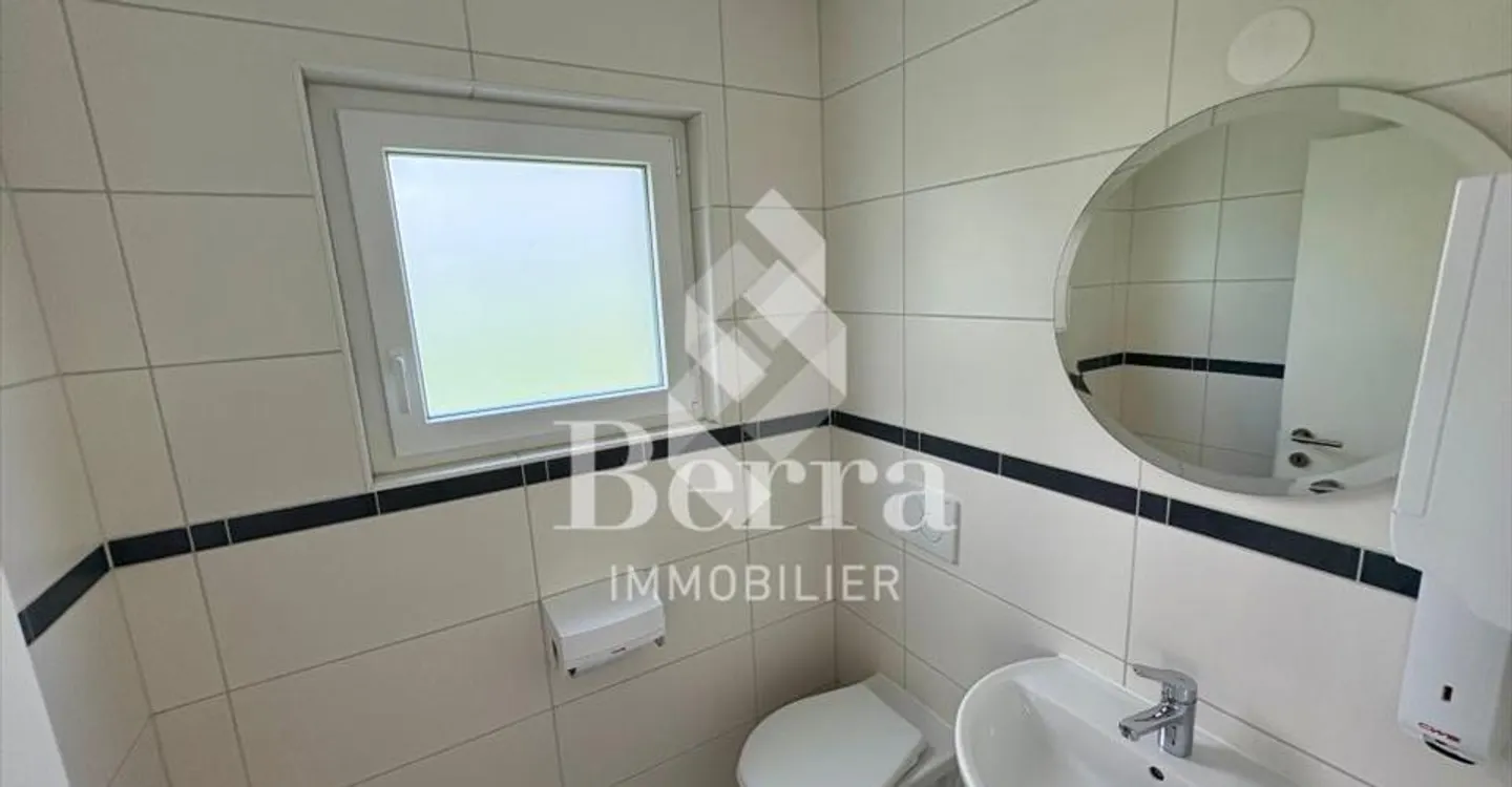 Espace Commercial à Martigny - Photo 5 sur 10