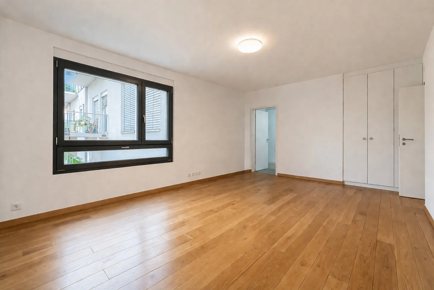 6.5 Room Apartment - Photo 4 of 6