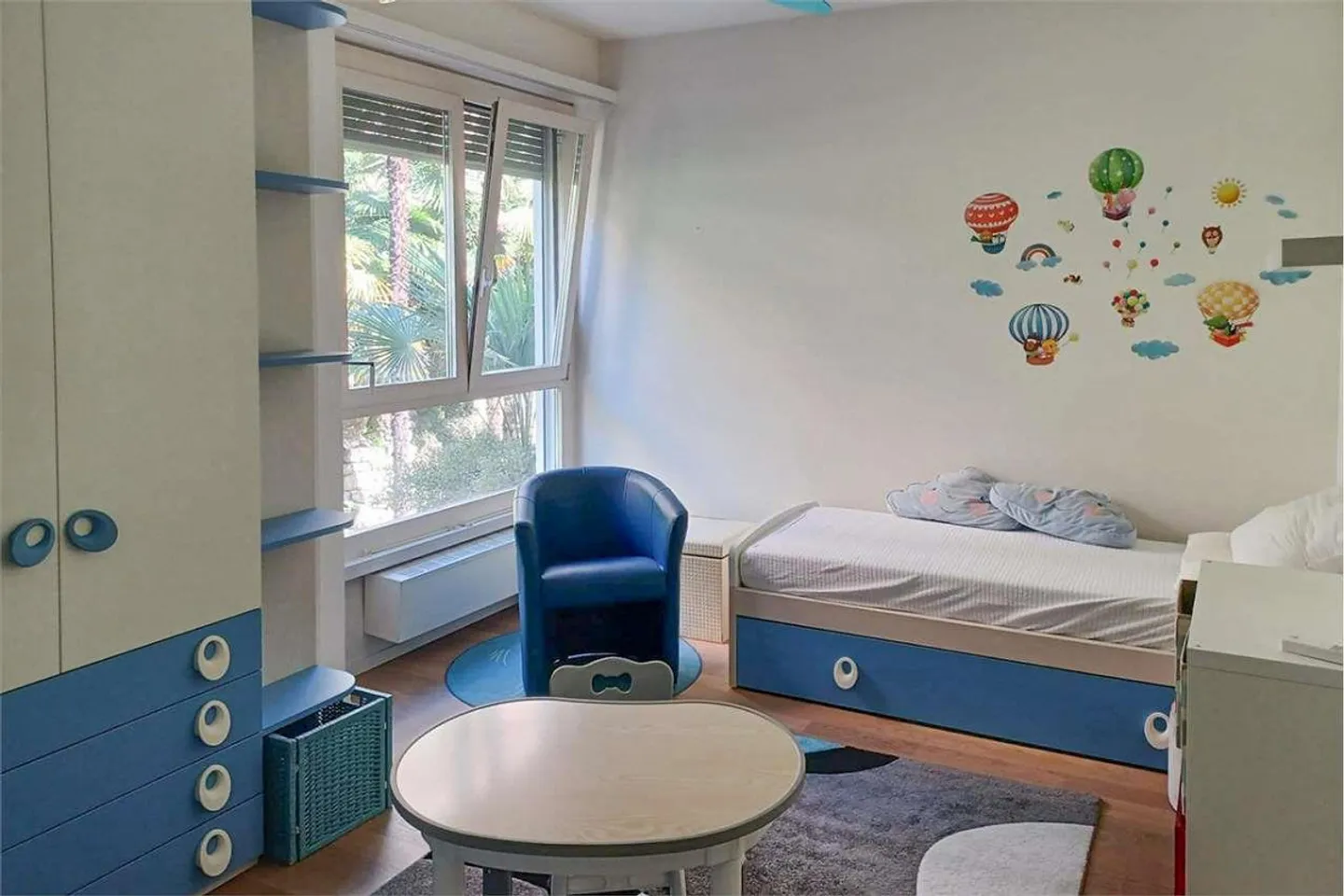 Elegante appartamento di 4,5 stanze con vista lago, a pochi passi dal centro - Foto 5 di 5