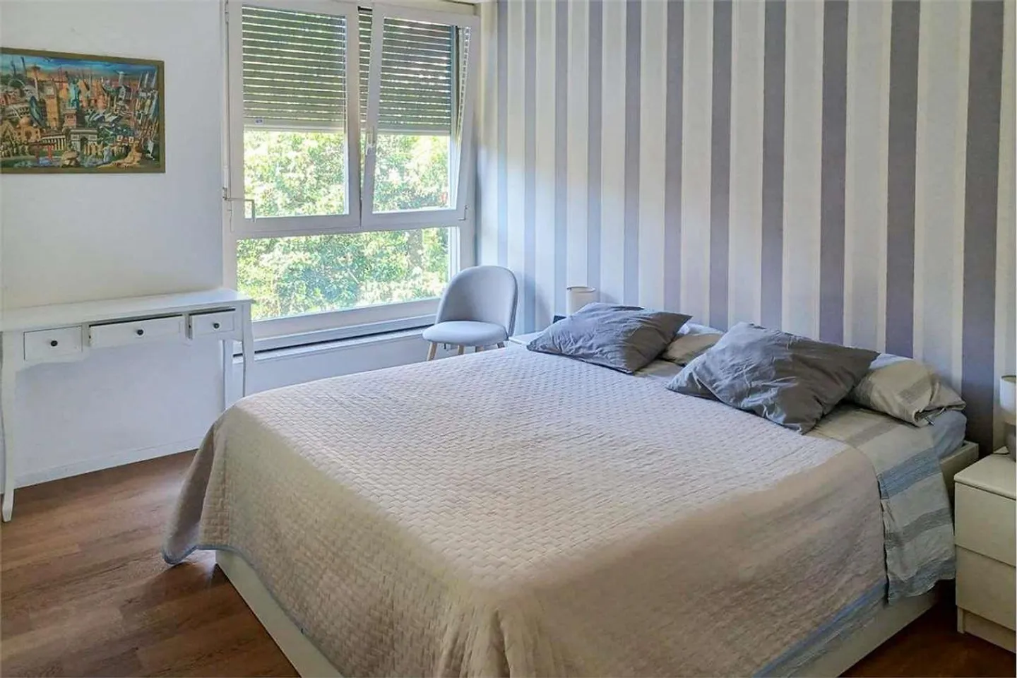 Elegante appartamento di 4,5 stanze con vista lago, a pochi passi dal centro - Foto 4 di 5