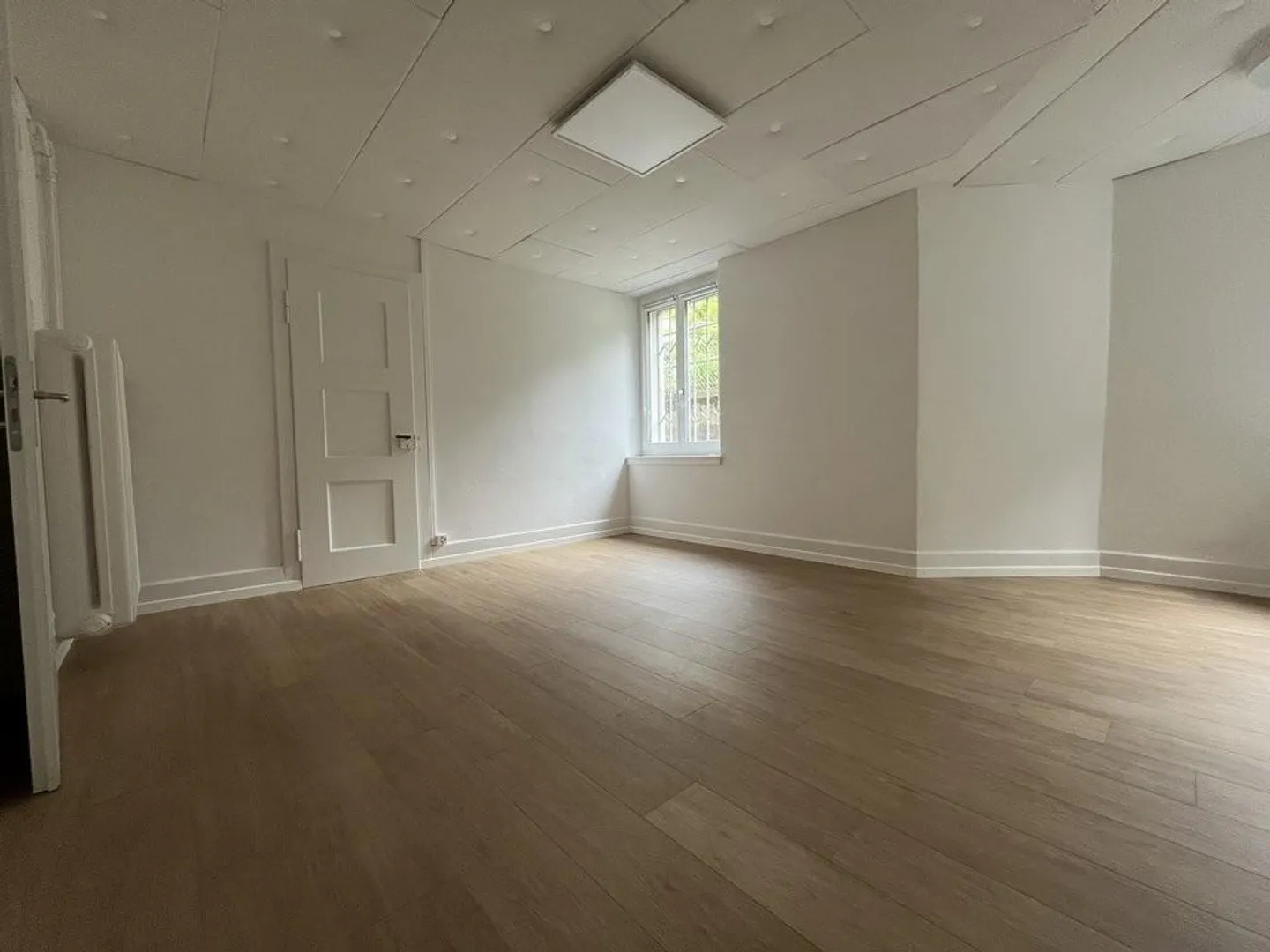 Ufficio accogliente con diverse opportunità - Foto 4 di 5