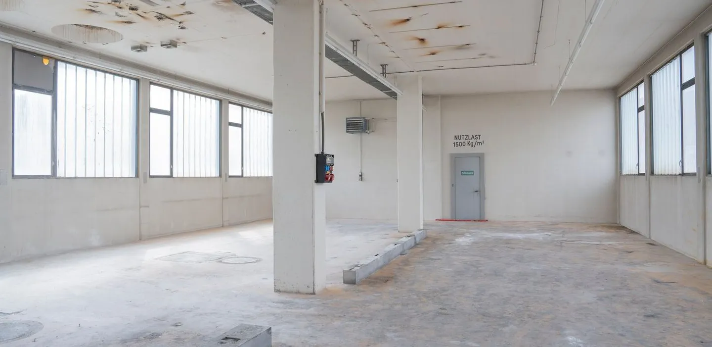 Flexible subdividable spaces for commercial / industrial / workshops / workspaces from 50m2 - Photo 8 of 14