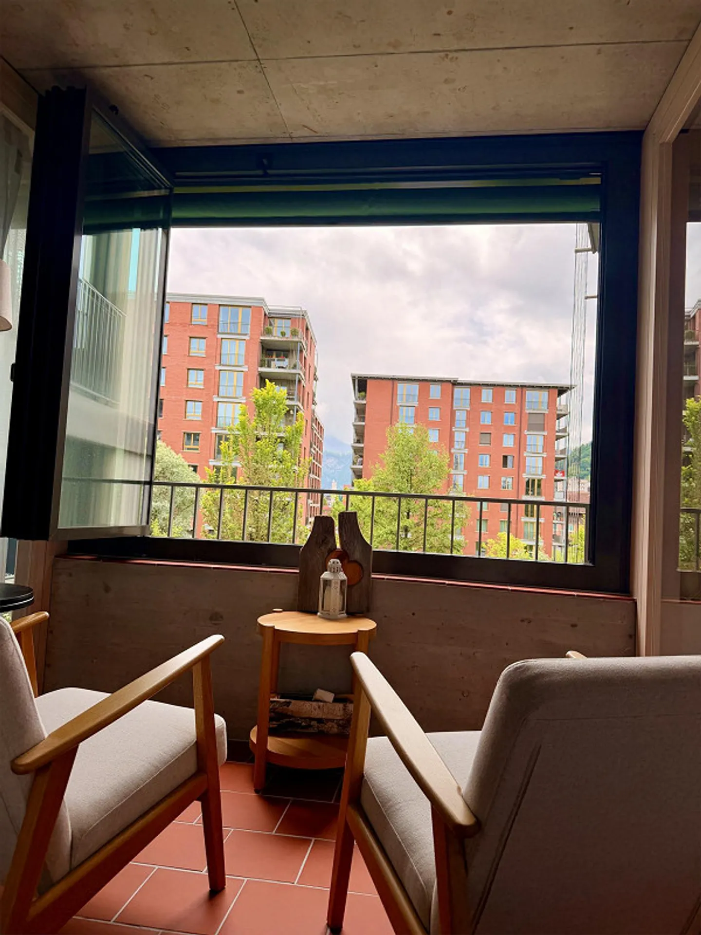 Modernes möbliertes Apartment in Horw - Foto 3 von 6