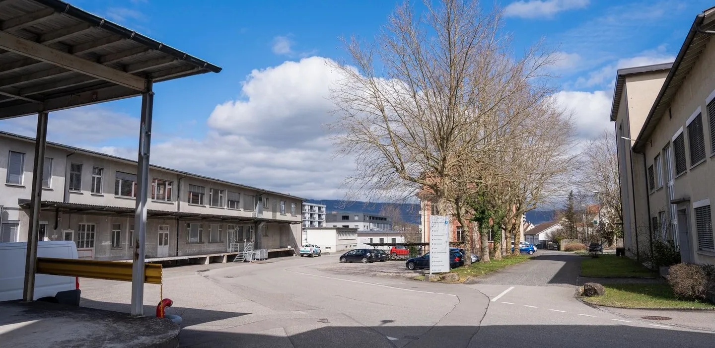 Flexible subdividable spaces for commercial / industrial / workshops / workspaces from 50m2 - Photo 12 of 14