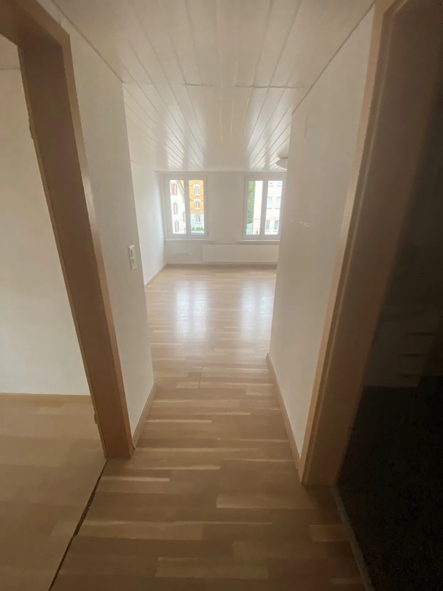 Apartment for rent - Photo 6 of 8