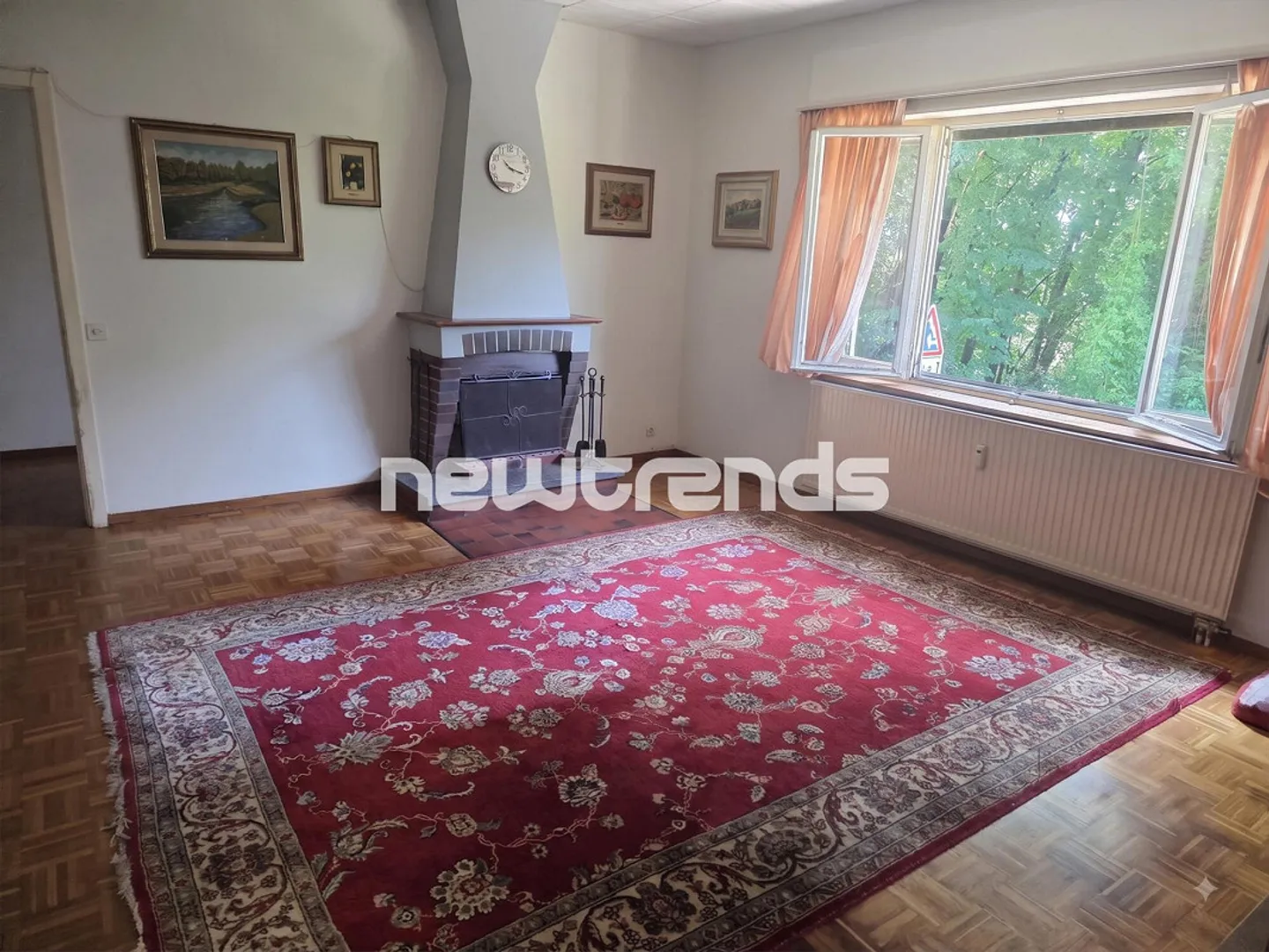 Maison individuelle à Aranno avec 3 garages, jardin, forêt et vue sur la vallée - Photo 5 sur 11
