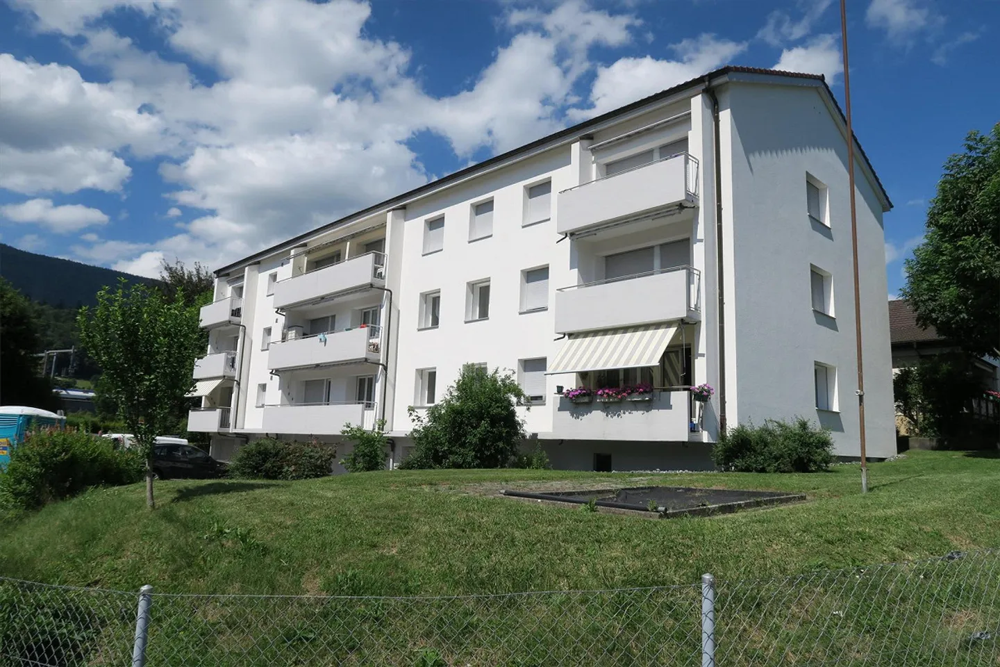 Living space for the whole family! - Photo 1 of 7