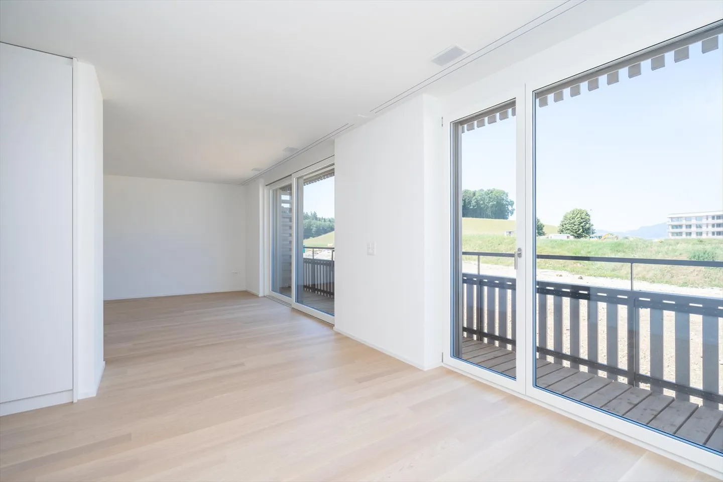 1.5 Room Apartment - Photo 2 of 9