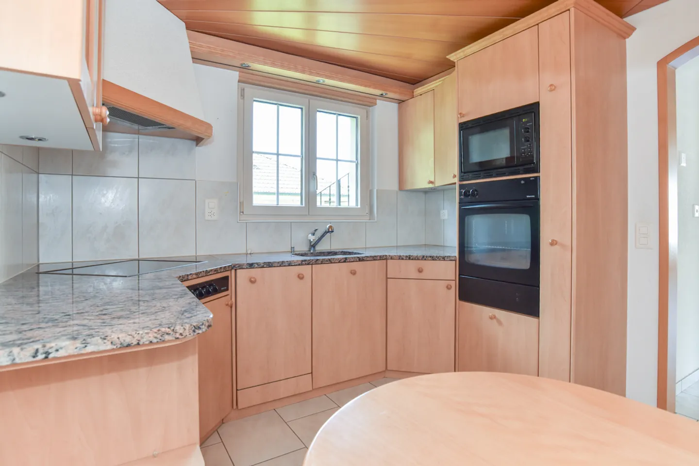 Charmantes Einfamilienhaus mit Garten - Foto 7 von 13