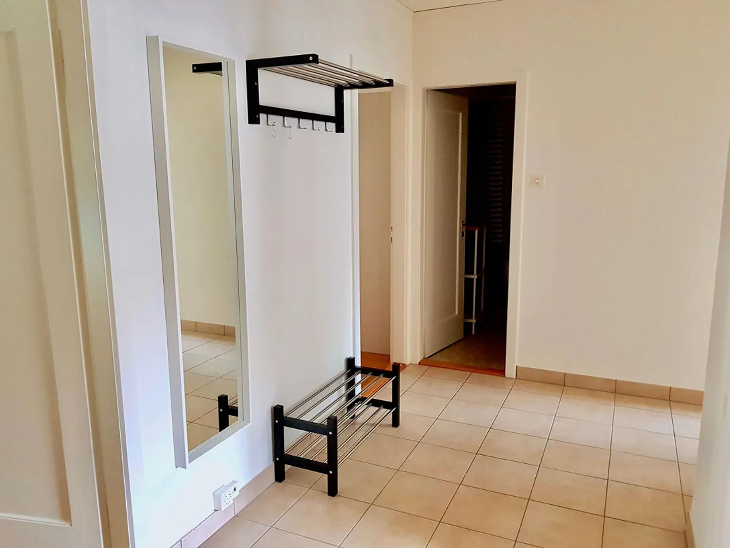 Camera arredata in appartamento moderno a Basilea - Foto 6 di 20