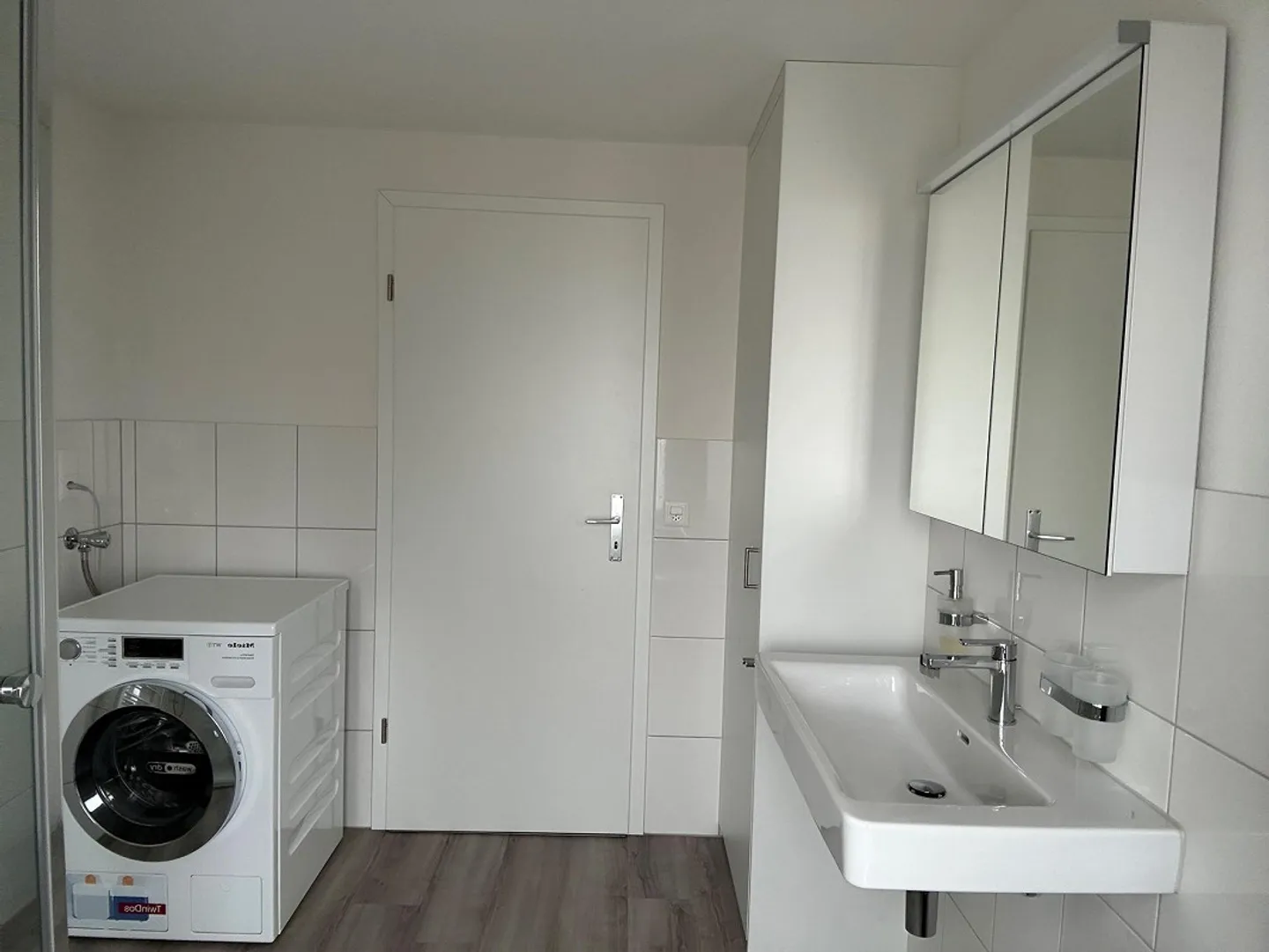 1.5 Room Apartment or Office - Photo 5 of 8