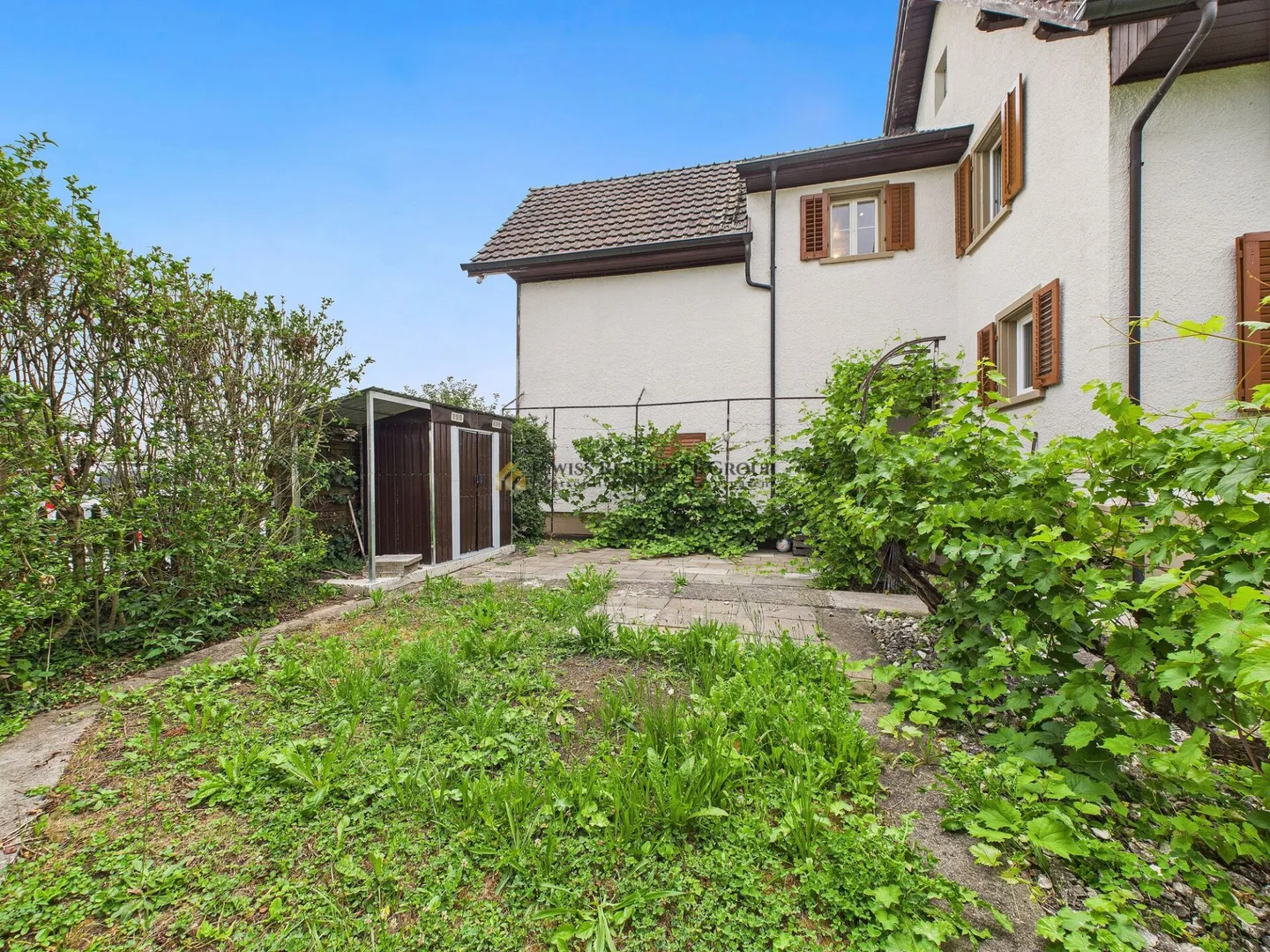 Renoviertes Einfamilienhaus mit grossem Garten - Foto 9 von 11