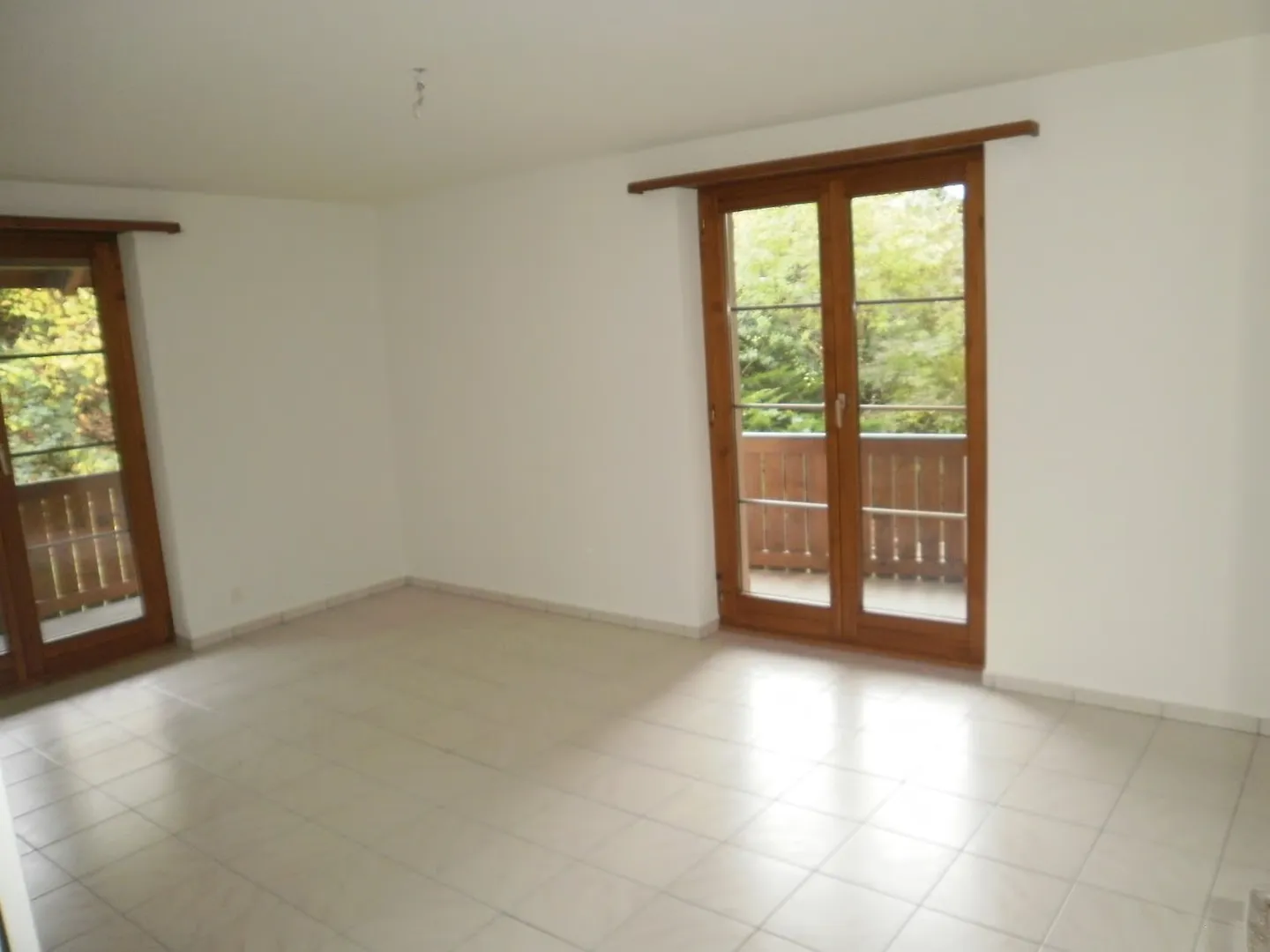 Charmante appartement de 4,5 pièces avec grande véranda - disponible immédiatement ! - Photo 3 sur 9