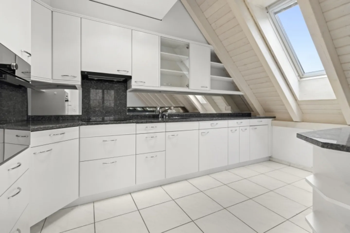 «Grosszügige Maisonettewohnung mit sonnigen Balkonen» - Foto 5 von 12