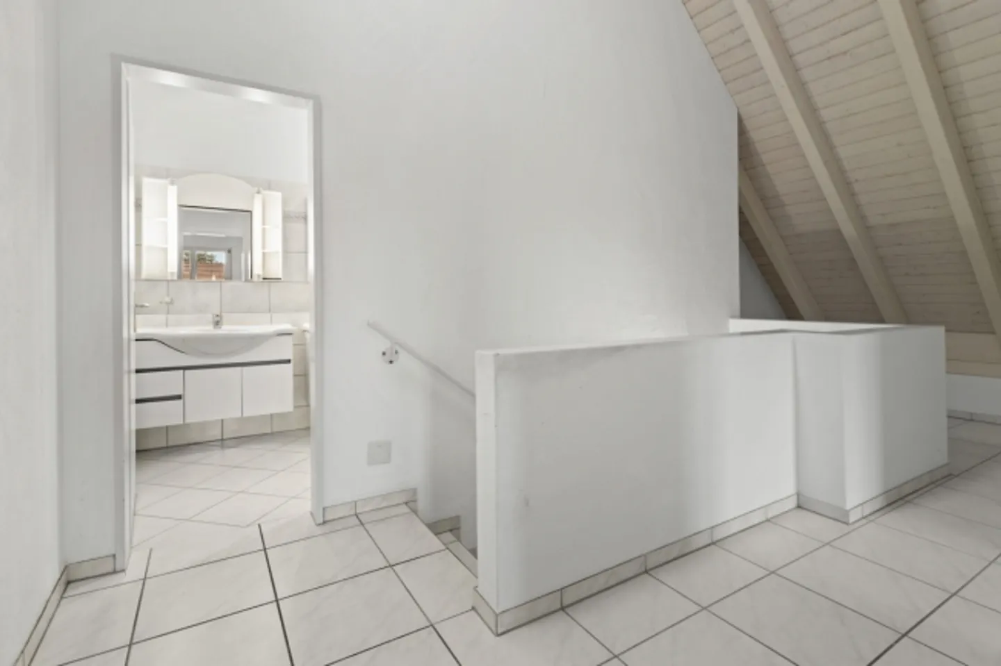 «Grosszügige Maisonettewohnung mit sonnigen Balkonen» - Foto 8 von 12