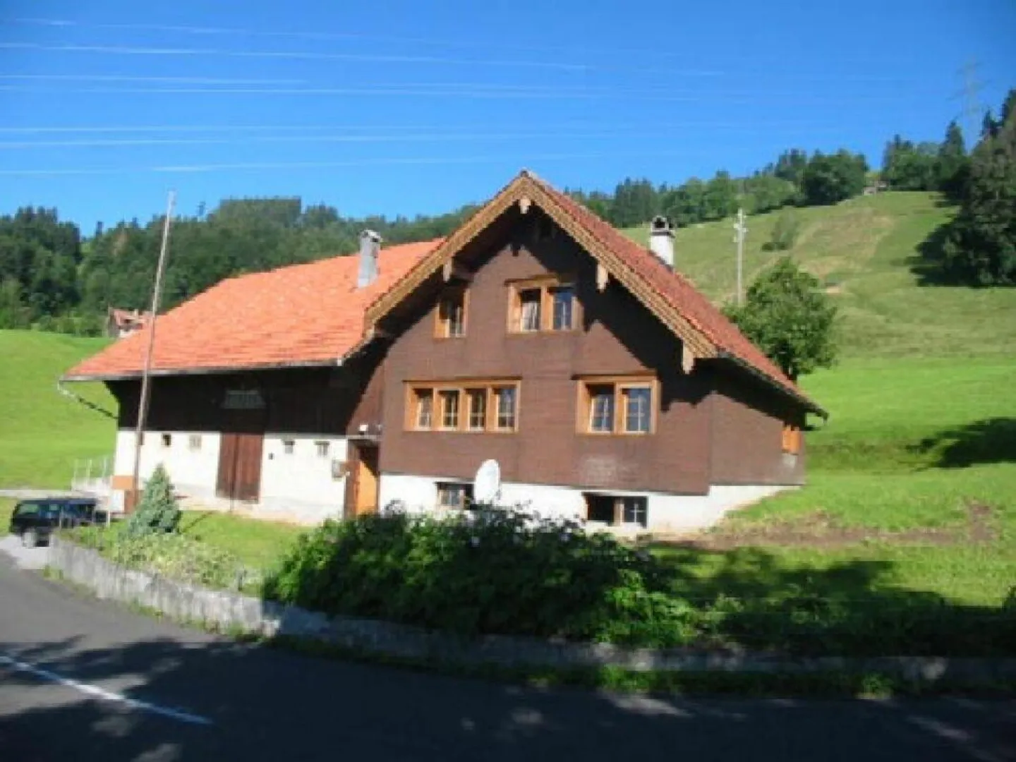 Charmantes Bauernhaus mit Garten - Foto 1 von 9