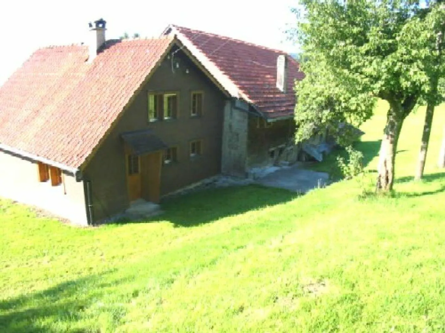 Charmantes Bauernhaus mit Garten - Foto 2 von 9