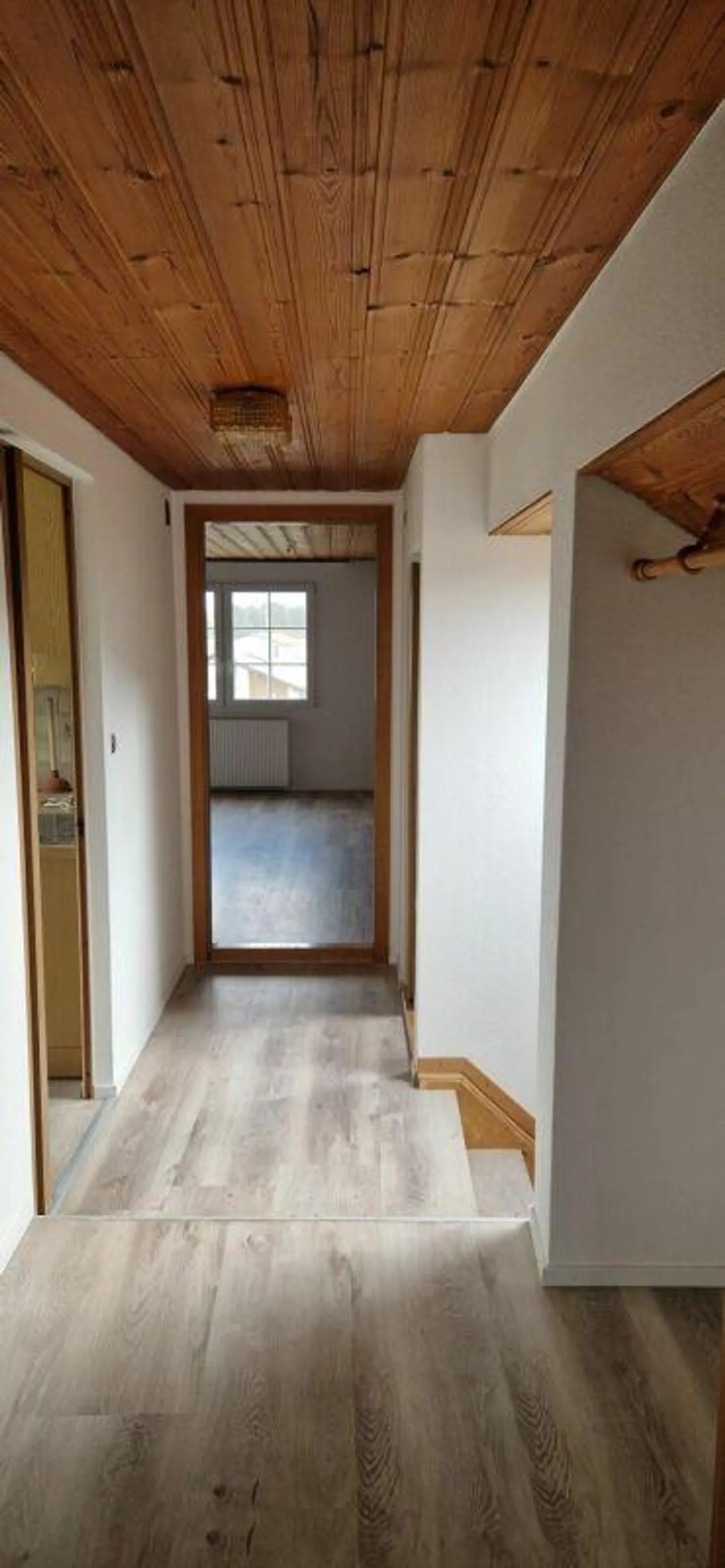 Attic apartment with old building charm! - Photo 3 of 8