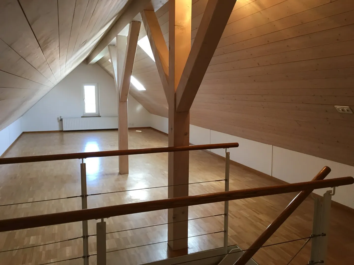 Renovierte 3.5-Zimmer-Dachwohnung - neue Küche - Foto 15 di 23